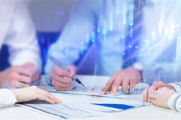 中国移动开通我国首条空芯光纤商用线路：气体导光 数据损耗降低7.6倍